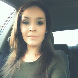 Meet your Posher, Cindy